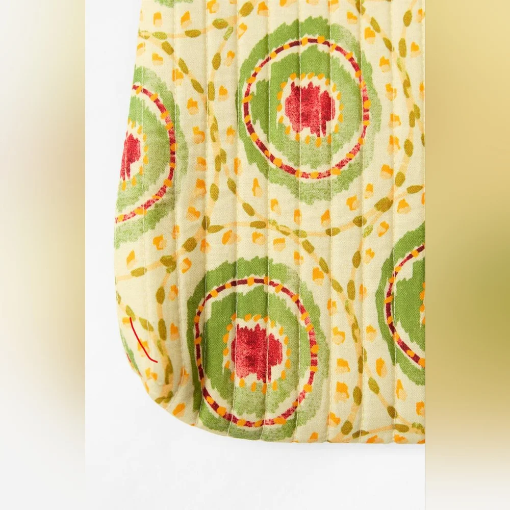 ZARA PRINTED QUILTED TOILETRY BAG